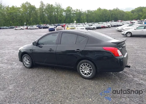 2017 Nissan Versa 1.6 S+ из США, поврежденный, VIN 3N1CN7AP2HL885581